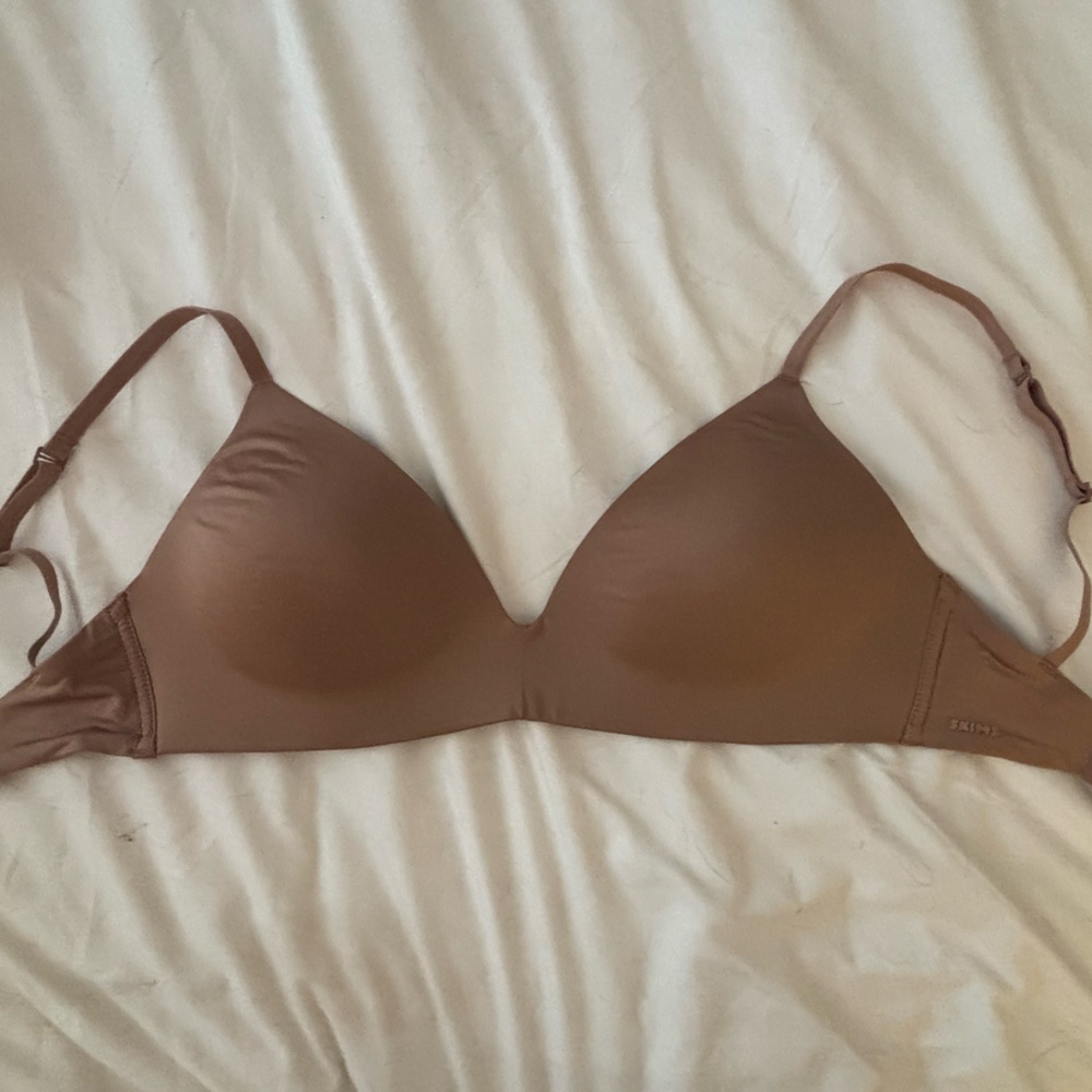 SKIMS Wireless Bra